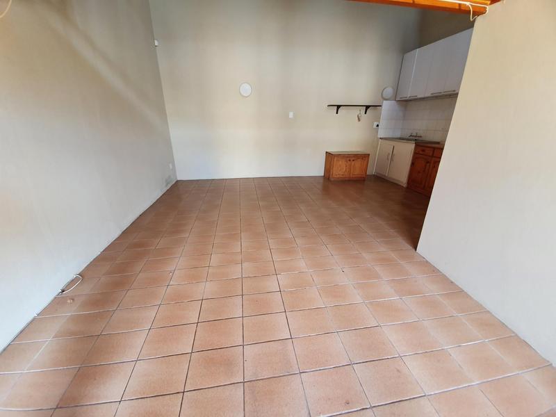 To Let 4 Bedroom Property for Rent in University Estate Western Cape